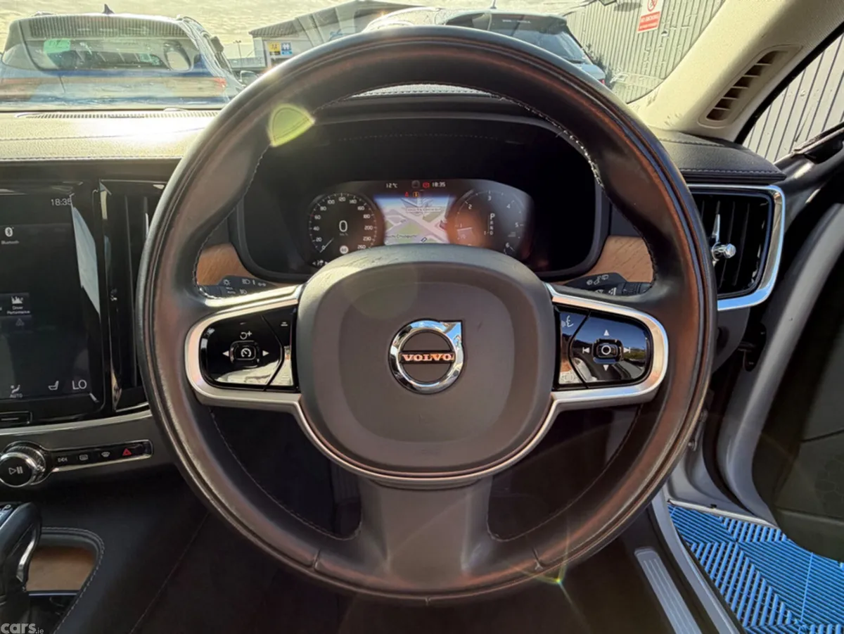 Volvo V90 Estate, Diesel, 2019, Silver
