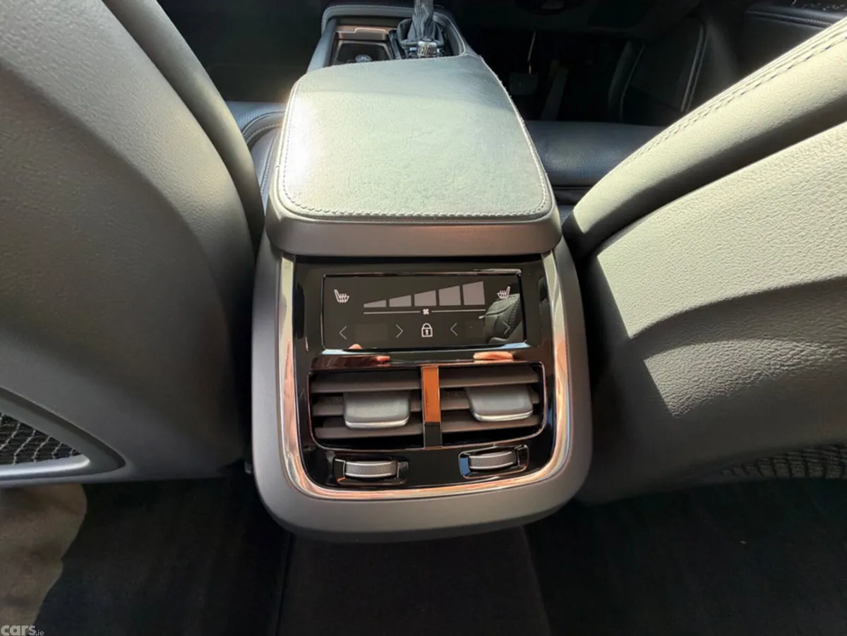 Volvo V90 Estate, Diesel, 2019, Silver