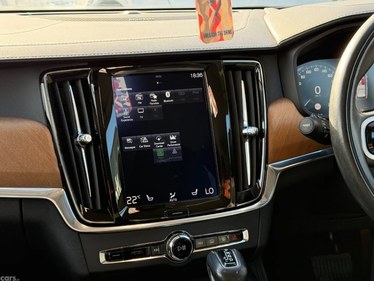 Volvo V90 Estate, Diesel, 2019, Silver