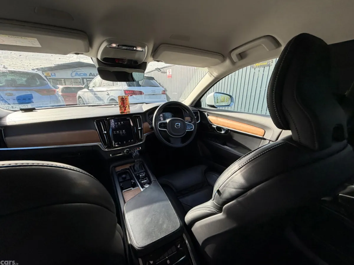 Volvo V90 Estate, Diesel, 2019, Silver