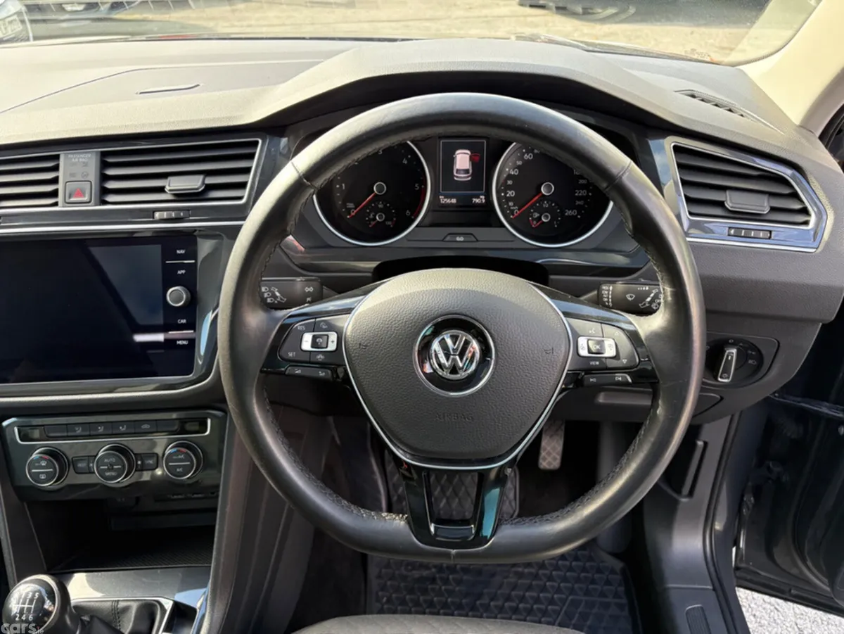 Volkswagen Tiguan SUV, Diesel, 2019, Grey