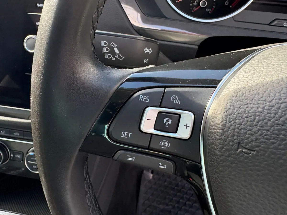 Volkswagen Tiguan SUV, Diesel, 2019, Grey