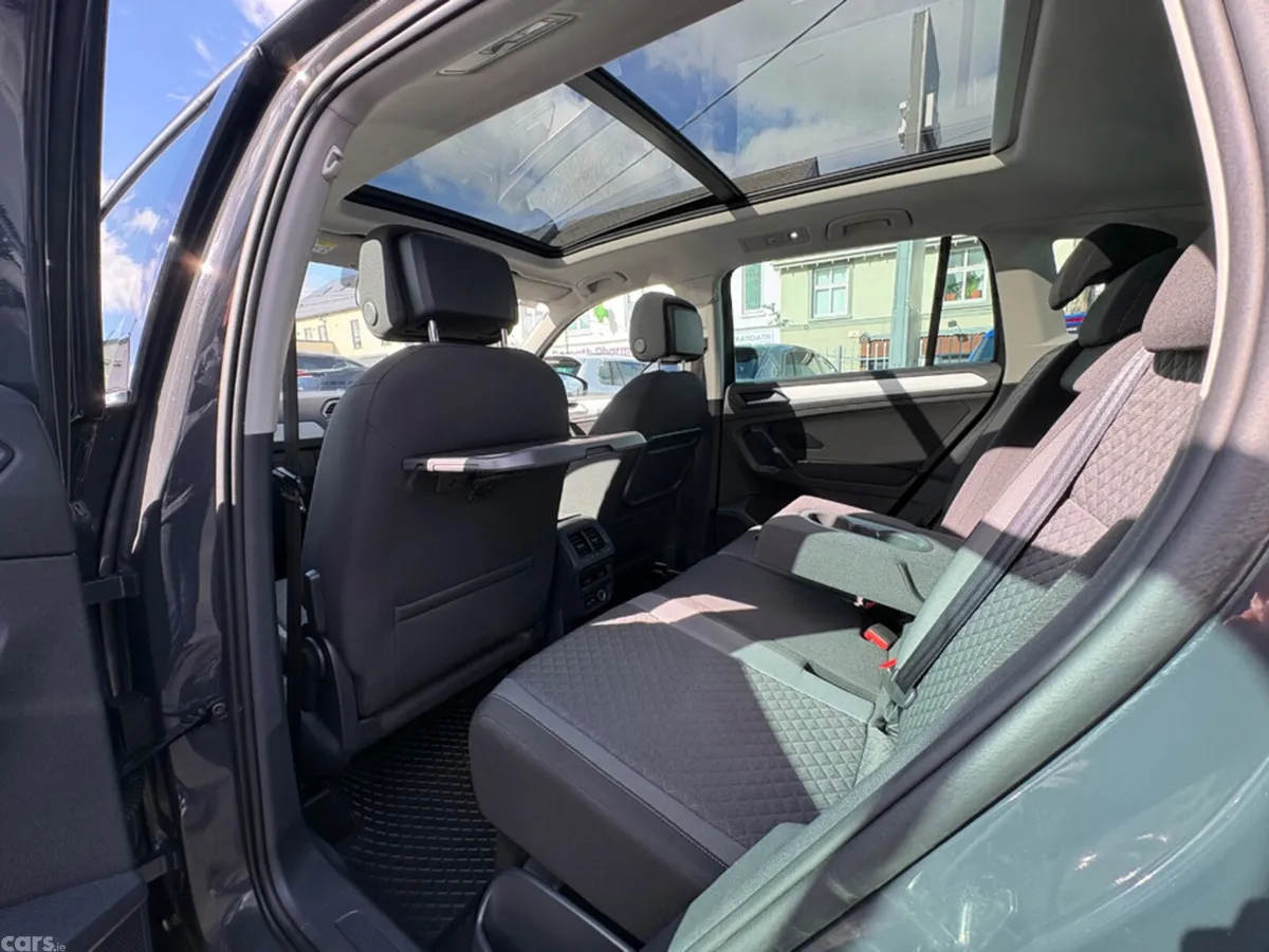 Volkswagen Tiguan SUV, Diesel, 2019, Grey