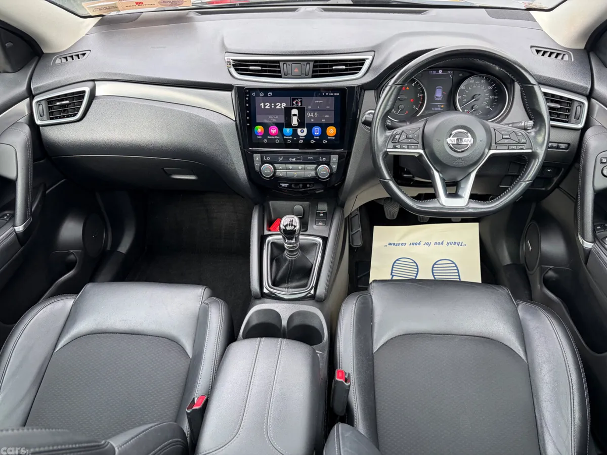 Nissan Qashqai Hatchback, Diesel, 2019, Black