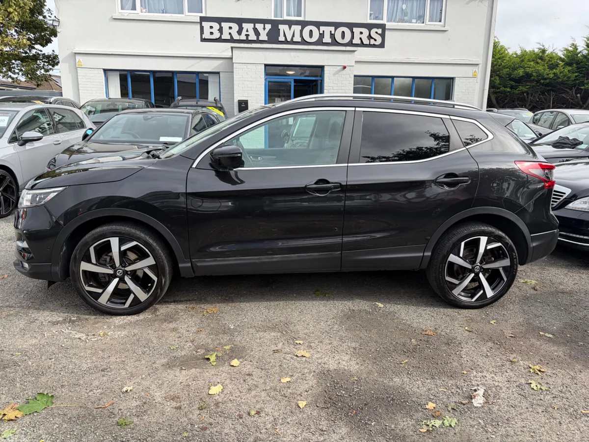 Nissan Qashqai Hatchback, Diesel, 2019, Black