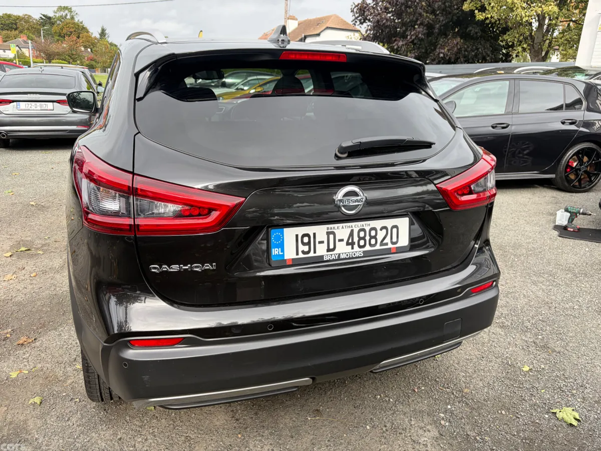 Nissan Qashqai Hatchback, Diesel, 2019, Black