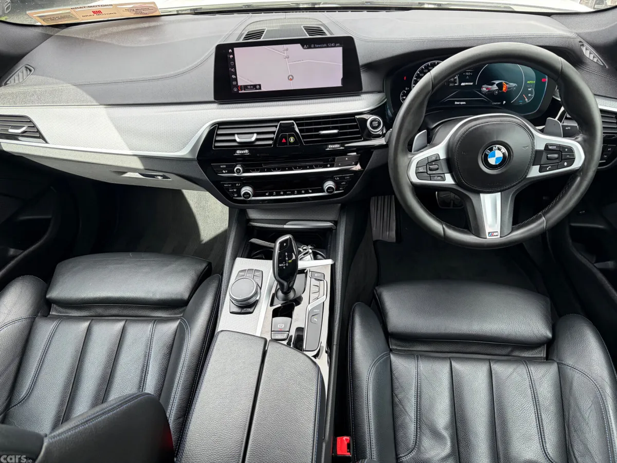 BMW 5-Series Saloon, Petrol Plug-in Hybrid, 2018, White