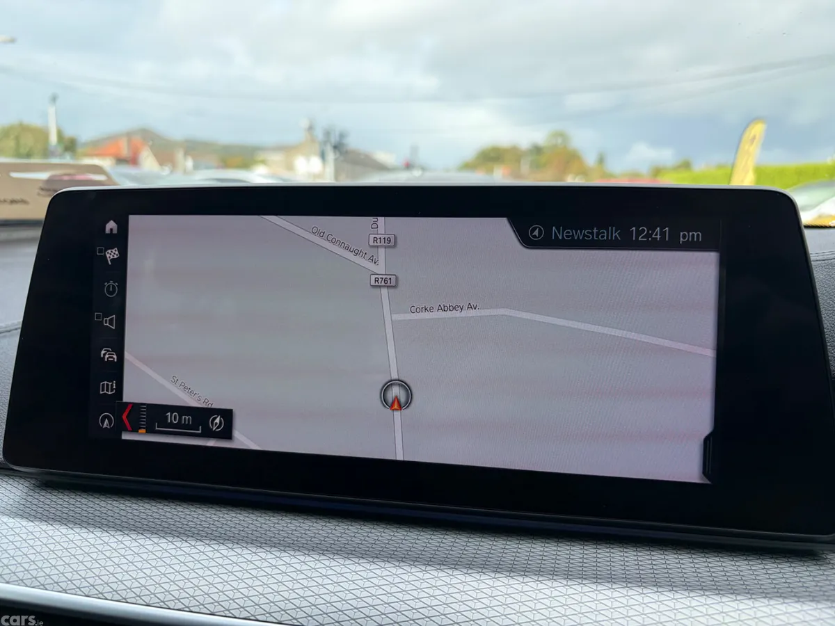BMW 5-Series Saloon, Petrol Plug-in Hybrid, 2018, White