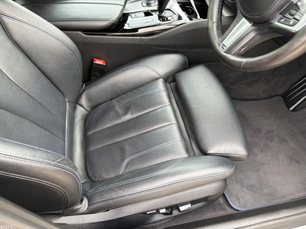BMW 5-Series Saloon, Petrol Plug-in Hybrid, 2018, White
