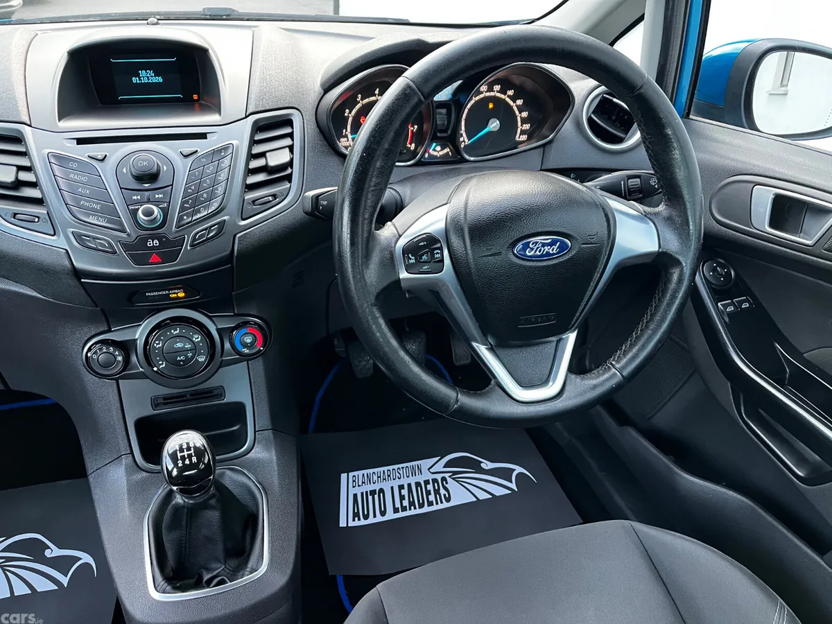 Ford Fiesta Hatchback, Petrol, 2015, Blue