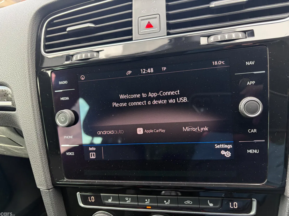 Volkswagen Golf Estate, Petrol, 2017, Red