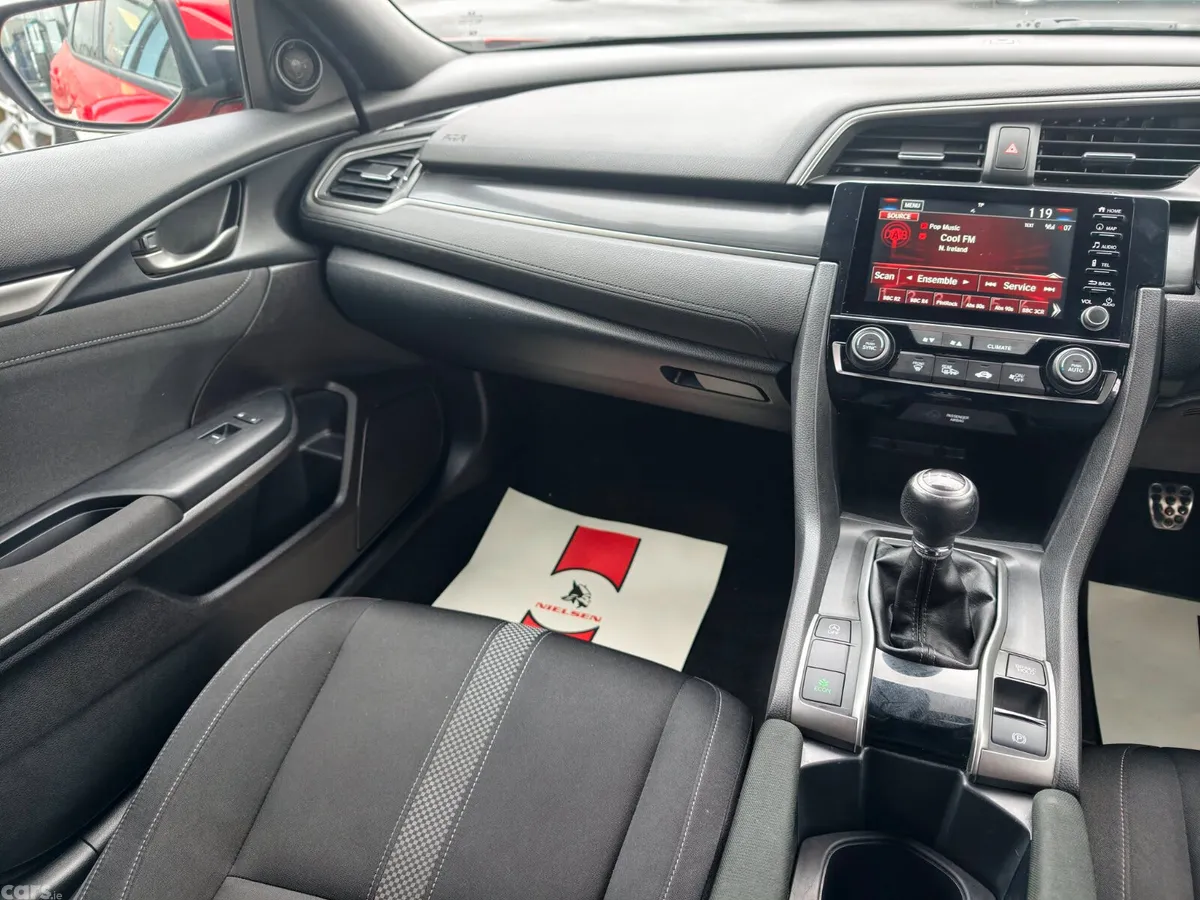 Honda Civic Hatchback, Petrol, 2021, Red