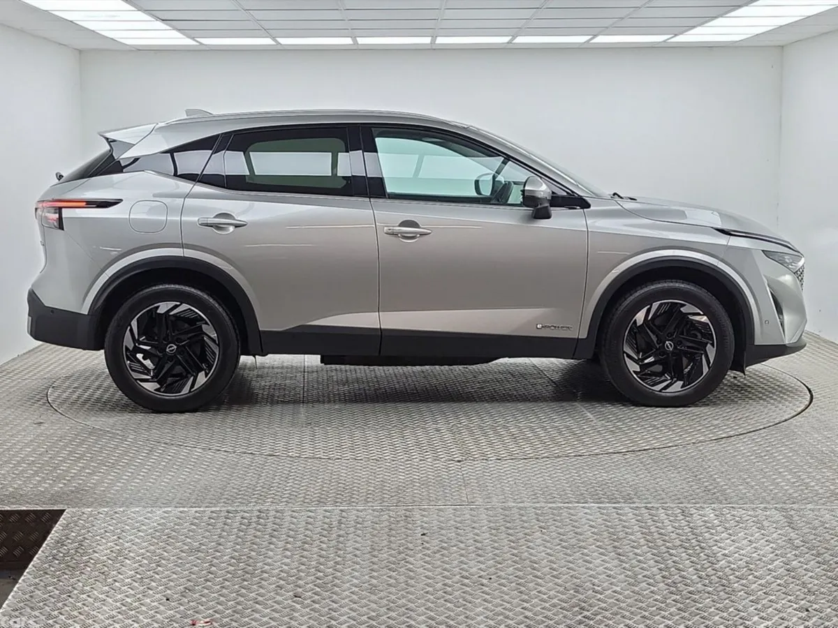 Nissan Qashqai MPV, Petrol Hybrid, 2026, Grey