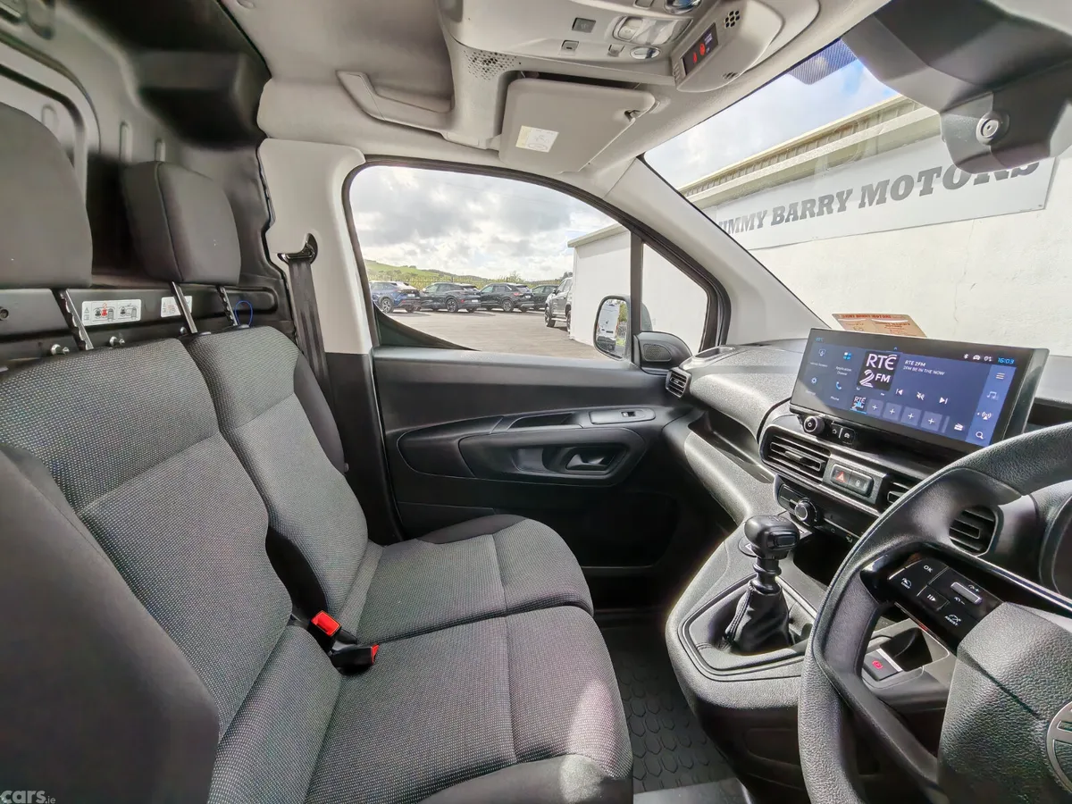 Citroen Berlingo MPV, Diesel, 2025, White