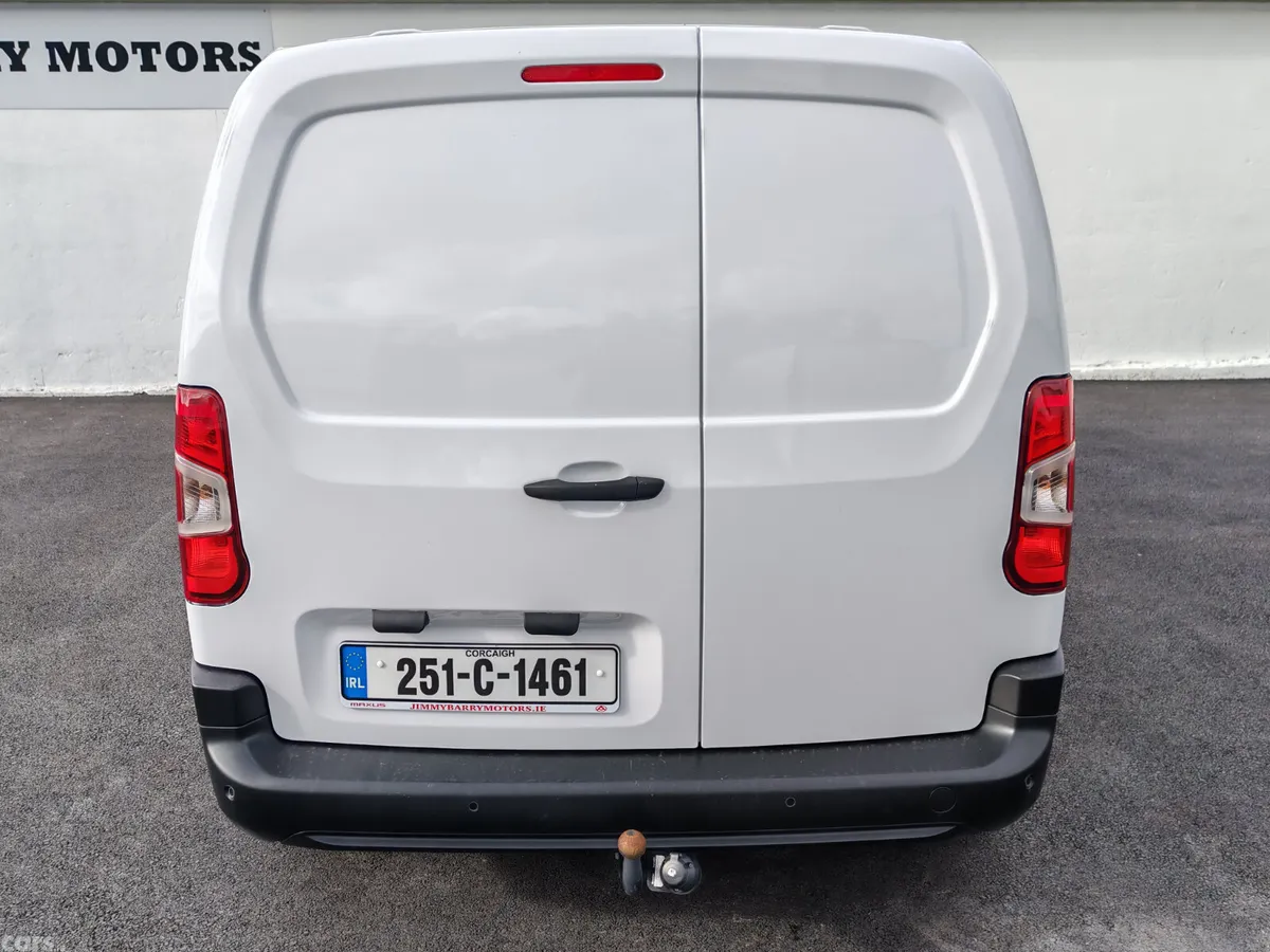 Citroen Berlingo MPV, Diesel, 2025, White