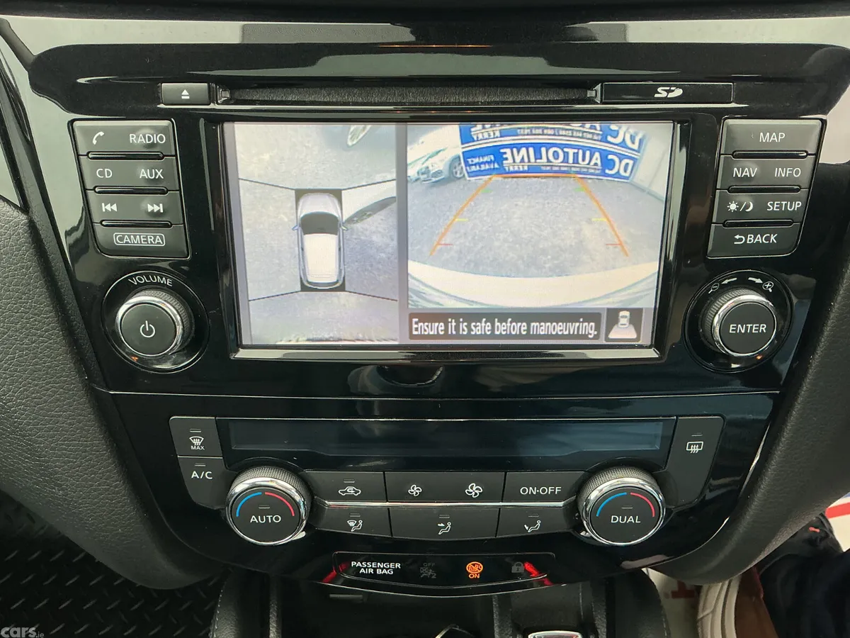Nissan Qashqai SUV, Diesel, 2017, White