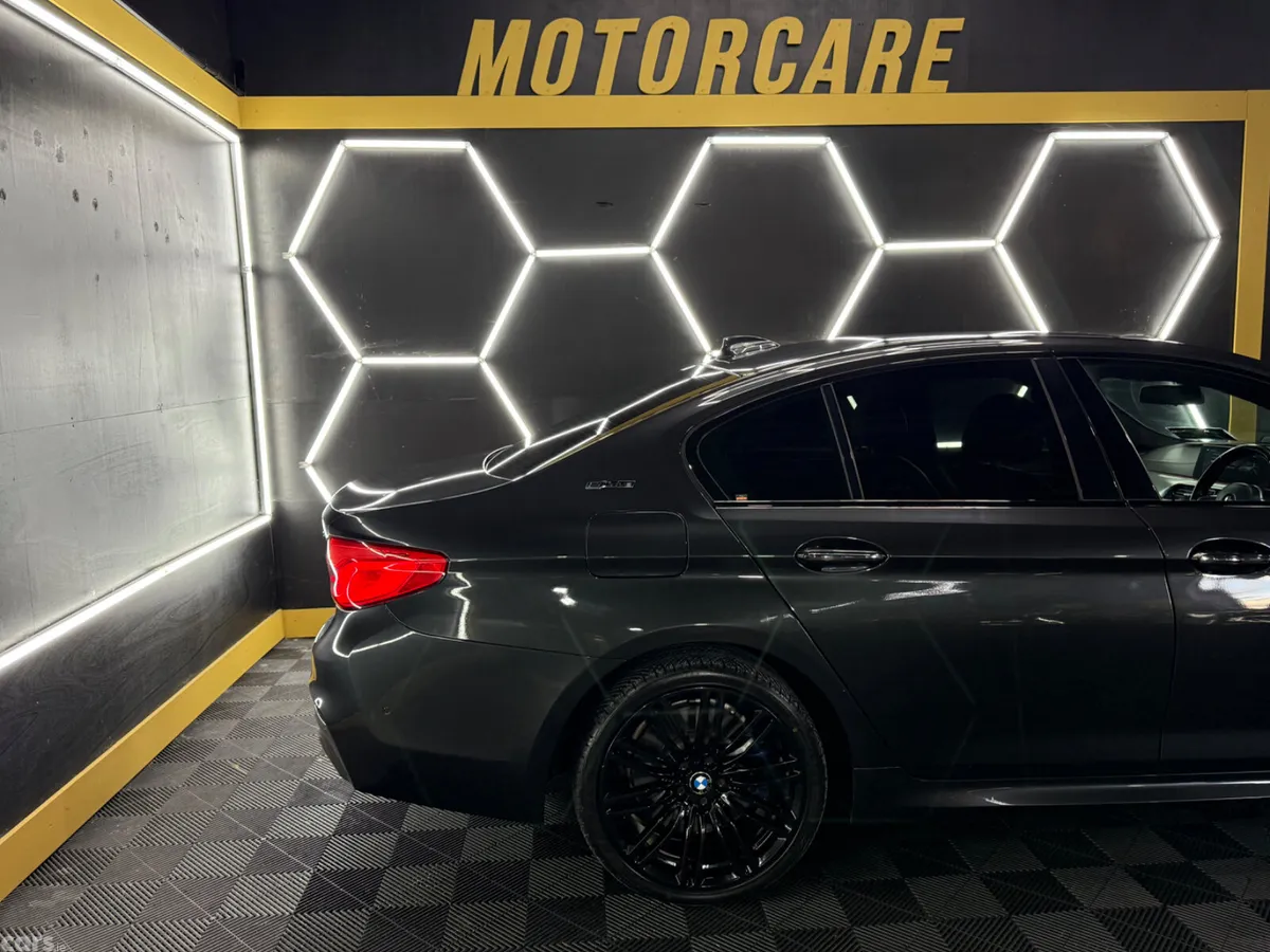 BMW 5-Series Saloon, Petrol Plug-in Hybrid, 2017, Grey
