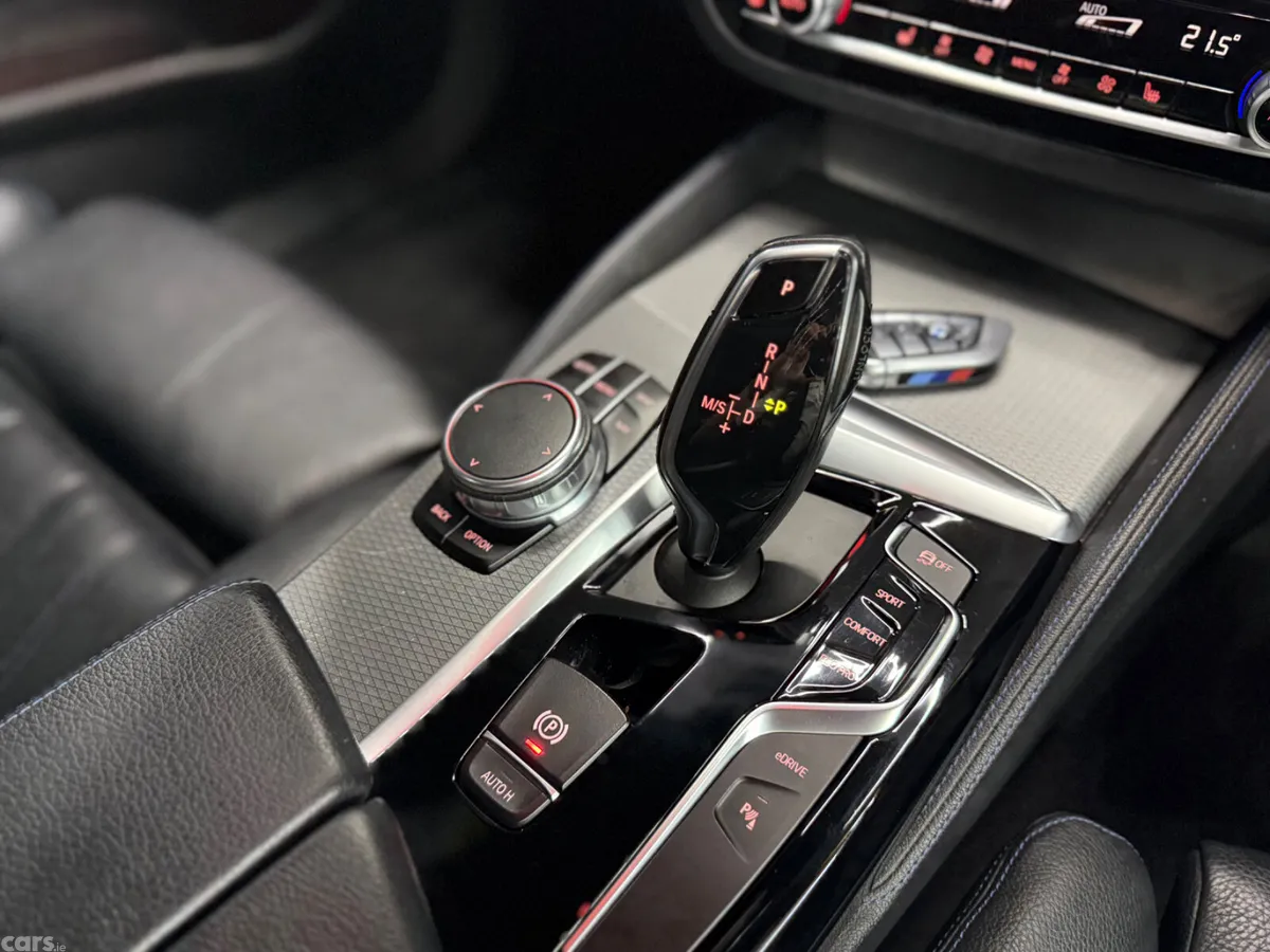 BMW 5-Series Saloon, Petrol Plug-in Hybrid, 2017, Grey