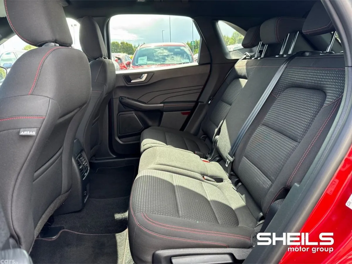 Ford Kuga SUV, Petrol Plug-in Hybrid, 2022, Red