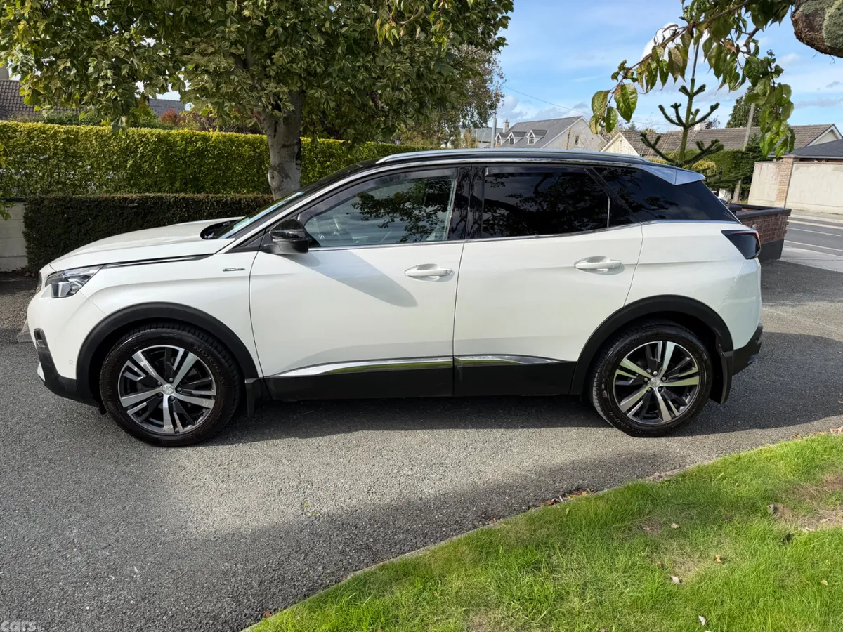Peugeot 3008 MPV, Diesel, 2018, White