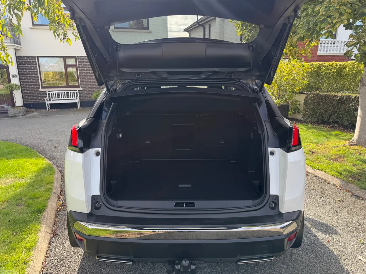 Peugeot 3008 MPV, Diesel, 2018, White