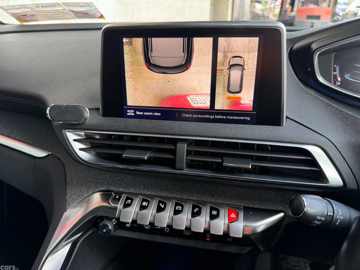 Peugeot 3008 MPV, Diesel, 2018, White
