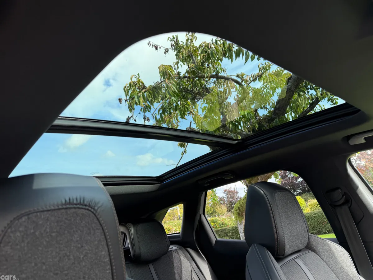 Peugeot 3008 MPV, Diesel, 2018, White