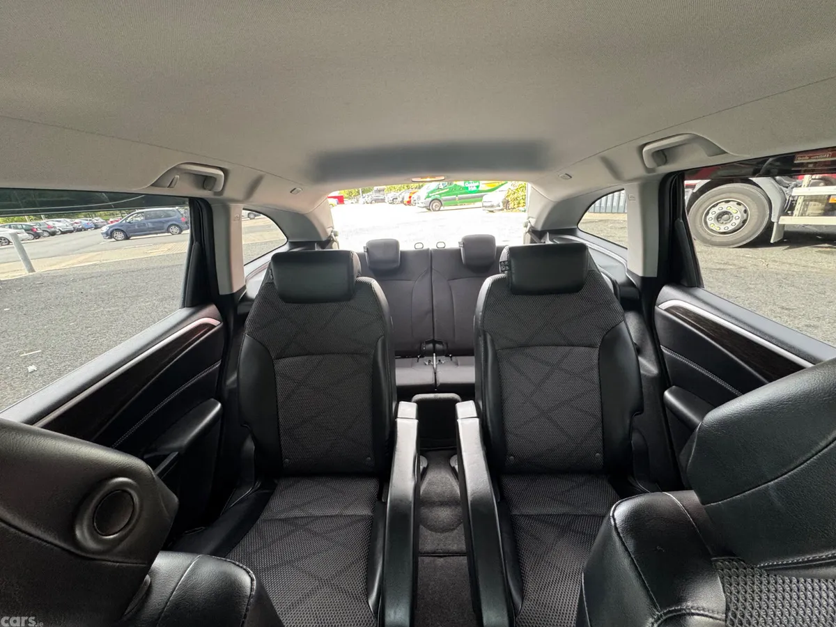Honda Jade MPV, Petrol Hybrid, 2015, Black