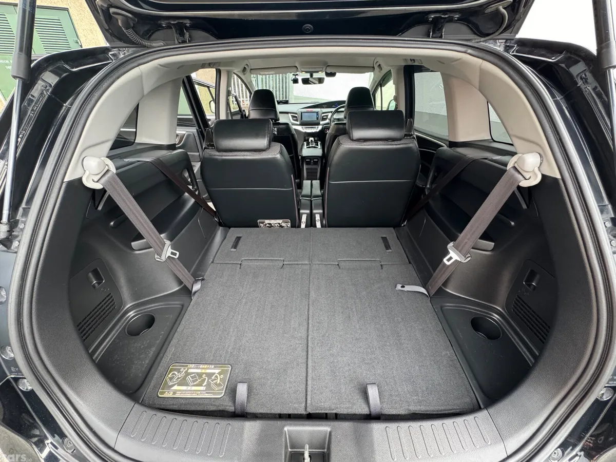 Honda Jade MPV, Petrol Hybrid, 2015, Black
