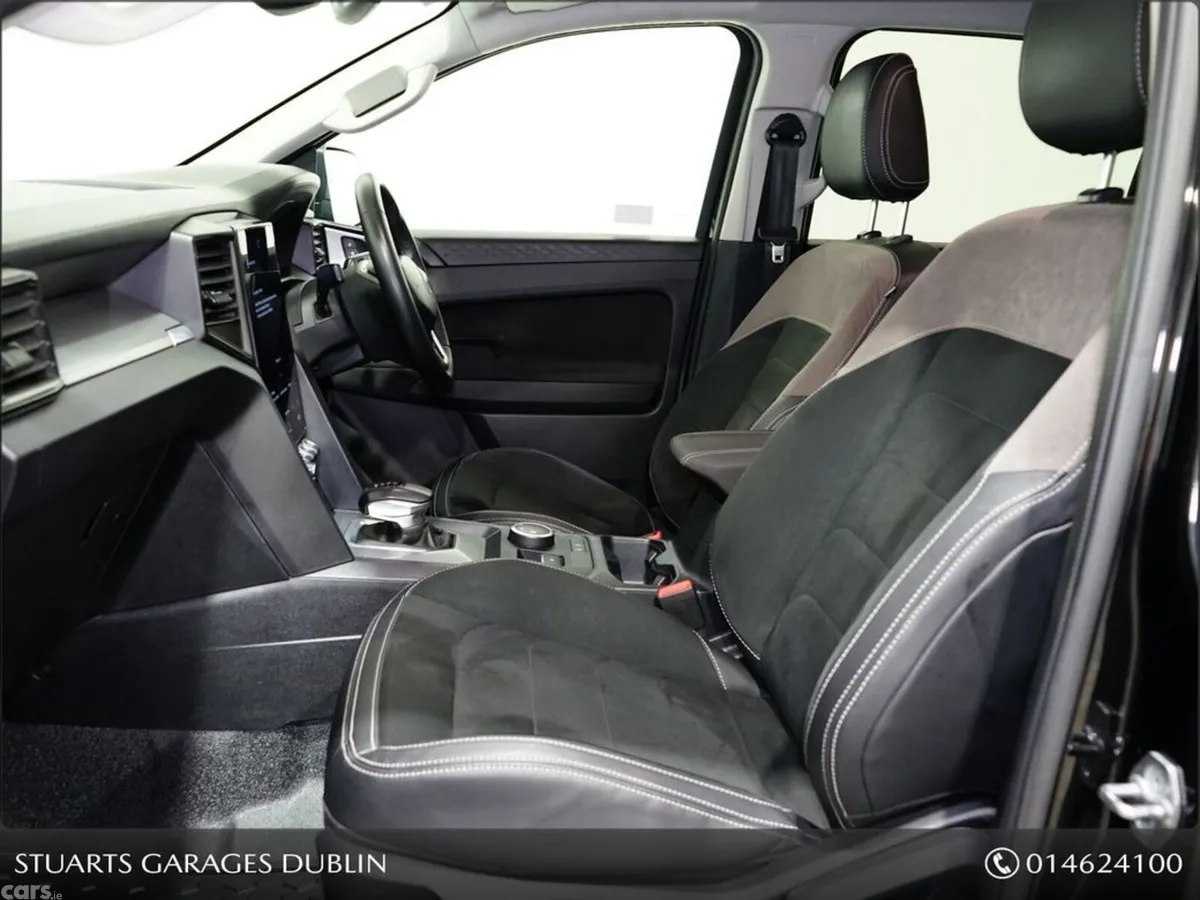Volkswagen Amarok Pick Up, Diesel, 2024, Black