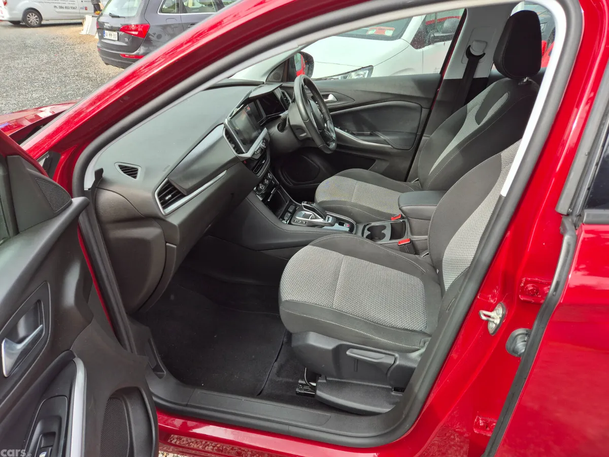 Opel Grandland X SUV, Diesel, 2022, Red