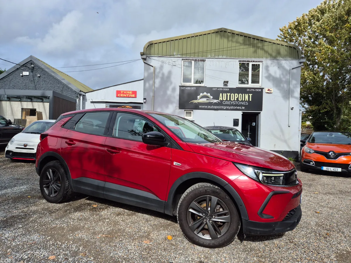 Opel Grandland X SUV, Diesel, 2022, Red