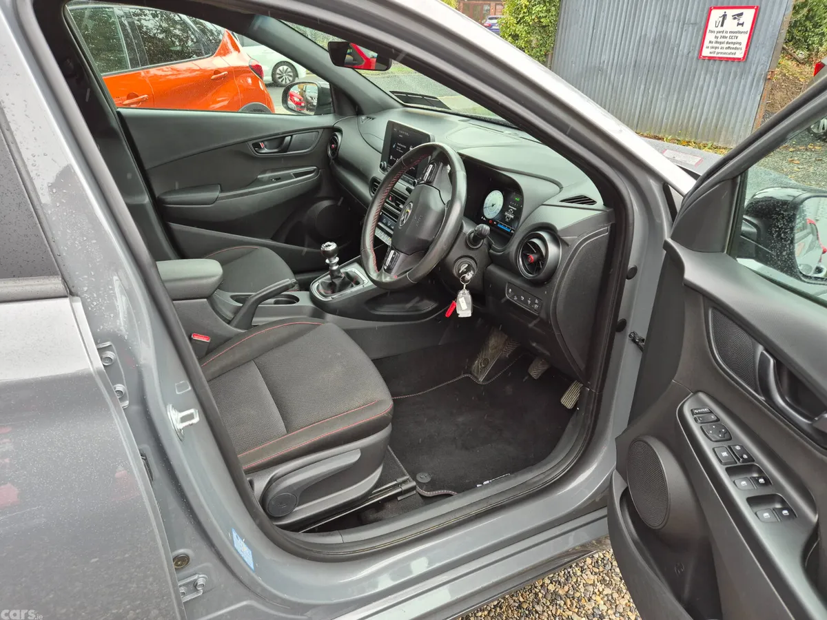 Hyundai KONA MPV, Petrol, 2023, Grey