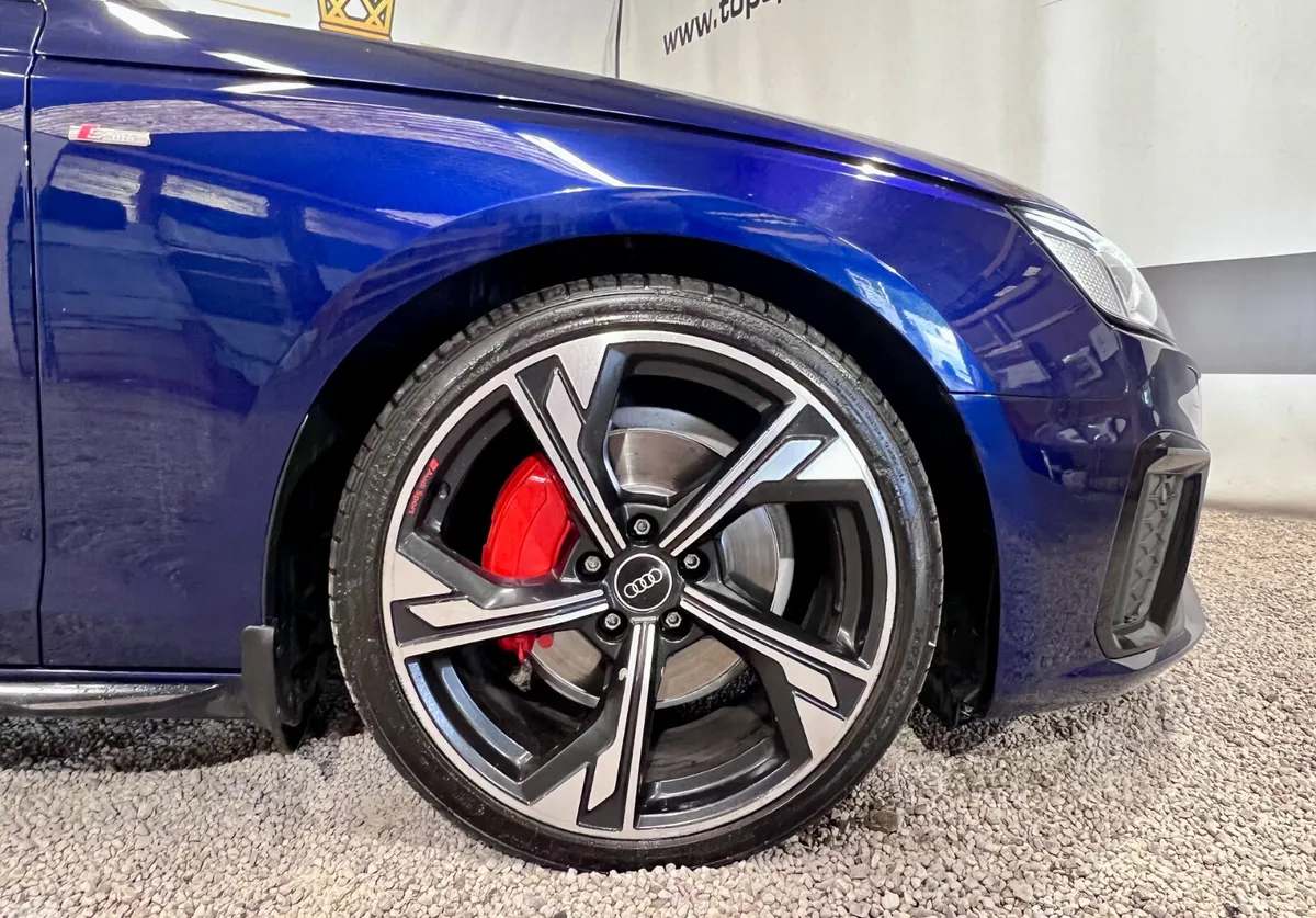 Audi A4 Saloon, Diesel, 2021, Blue