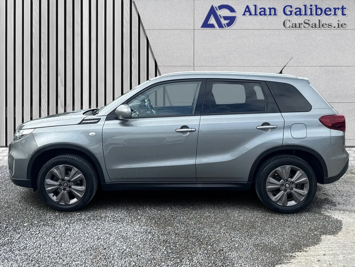 Suzuki Vitara SUV, Petrol, 2021, Grey