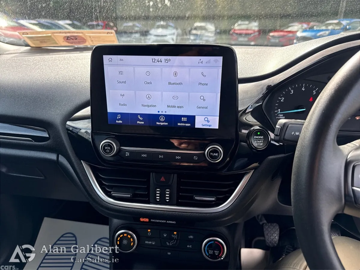 Ford Fiesta Hatchback, Petrol, 2020, Grey