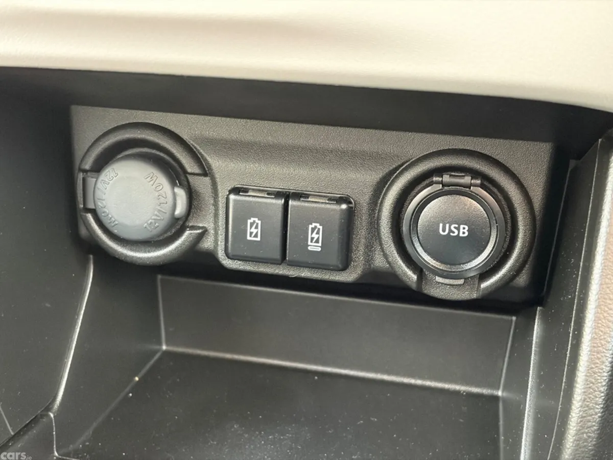 Suzuki Swift Hatchback, Petrol Hybrid, 2025, Blue
