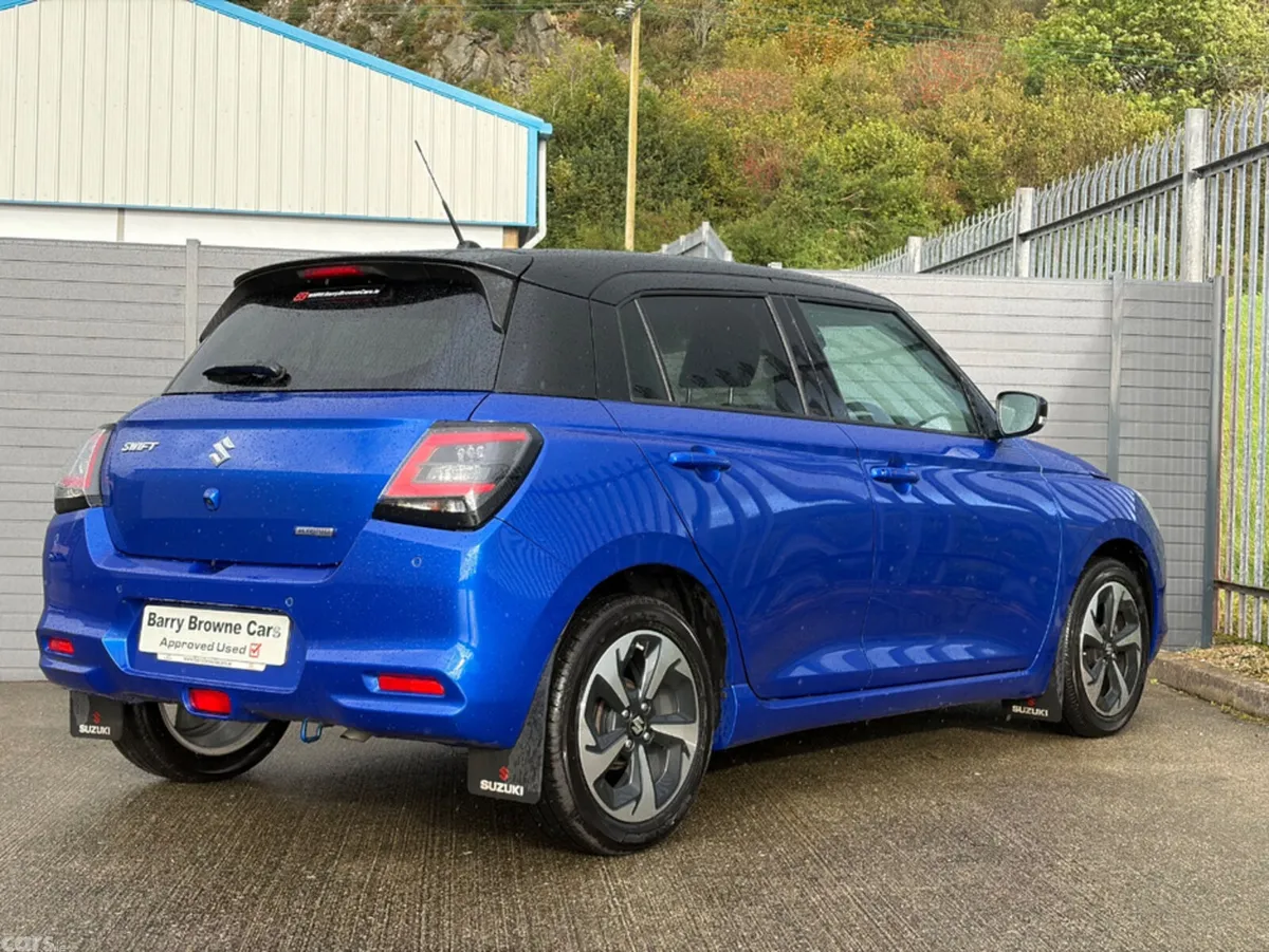 Suzuki Swift Hatchback, Petrol Hybrid, 2025, Blue