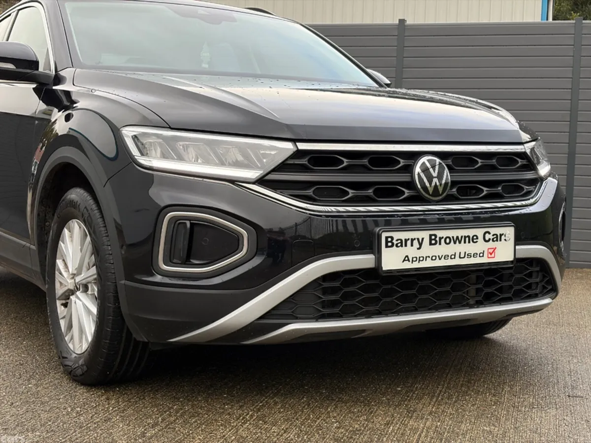 Volkswagen T-Roc Hatchback, Petrol, 2023, Black