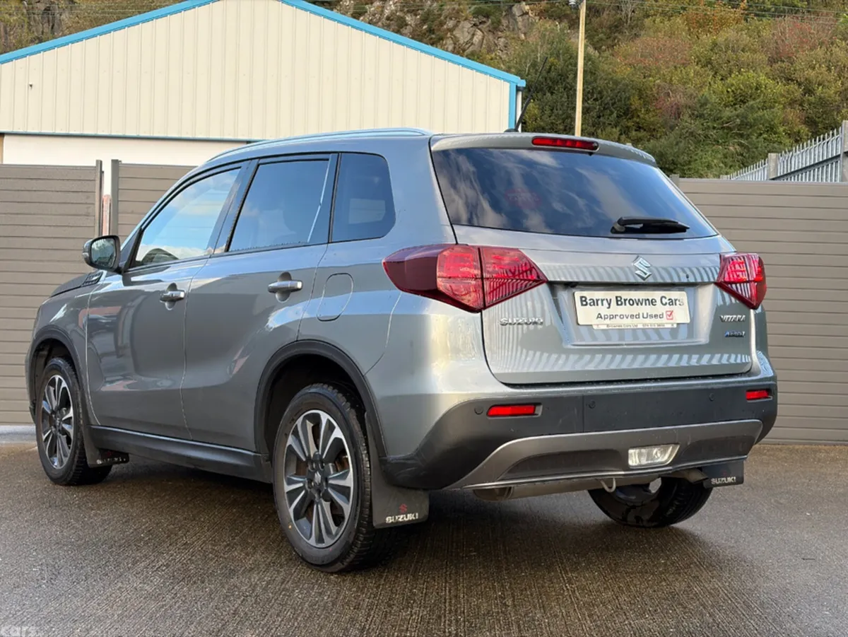 Suzuki Vitara SUV, Petrol Hybrid, 2022, Grey