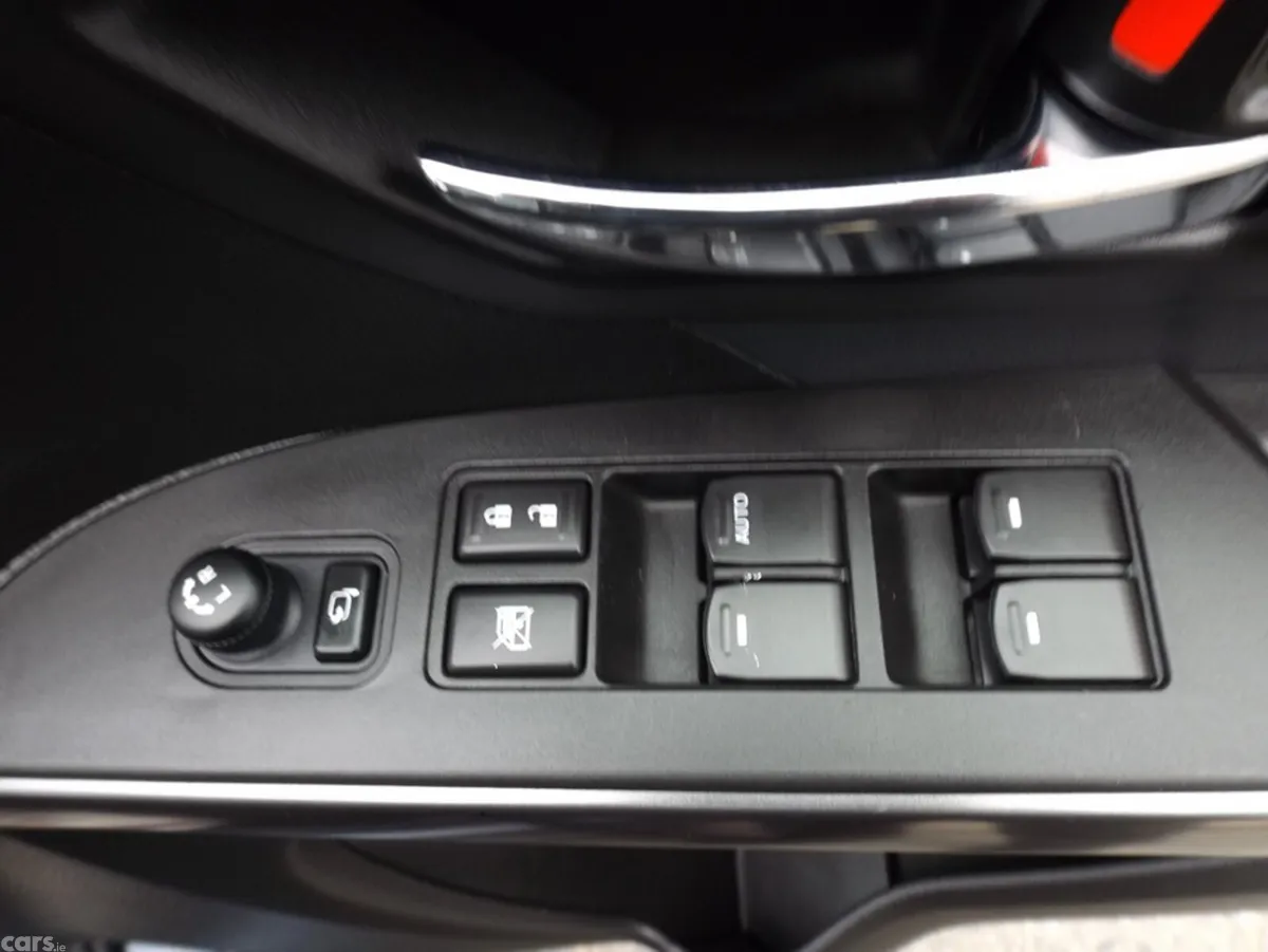Suzuki SX4 S-Cross Hatchback, Petrol, 2024, Blue
