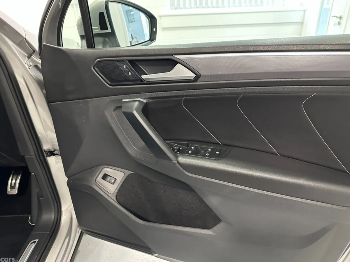Volkswagen Tiguan SUV, Diesel, 2019, Silver