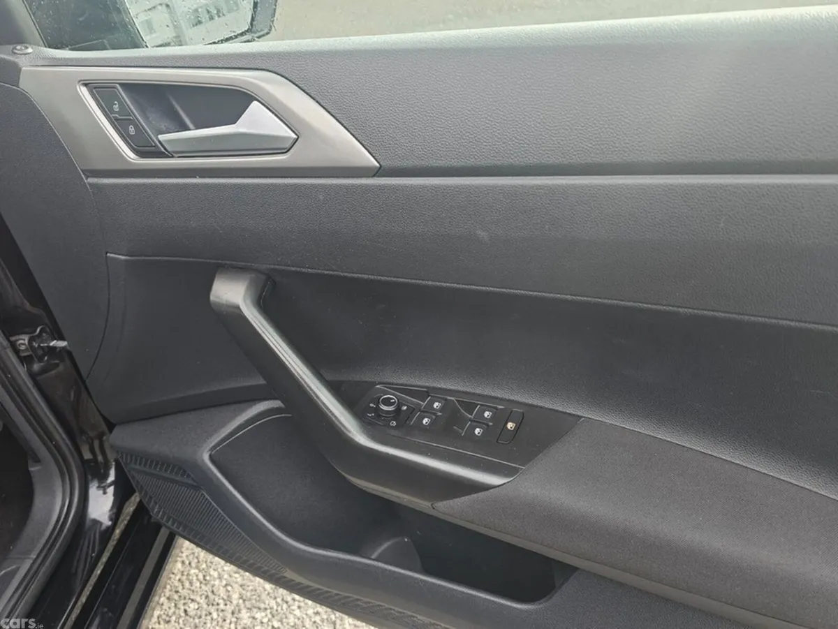 Volkswagen Polo Hatchback, Petrol, 2018, Black
