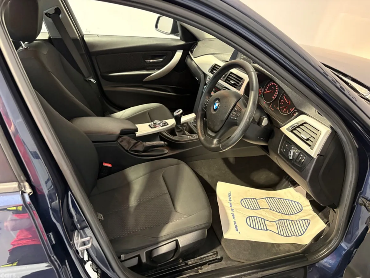 BMW 3-Series Saloon, Diesel, 2017, Blue