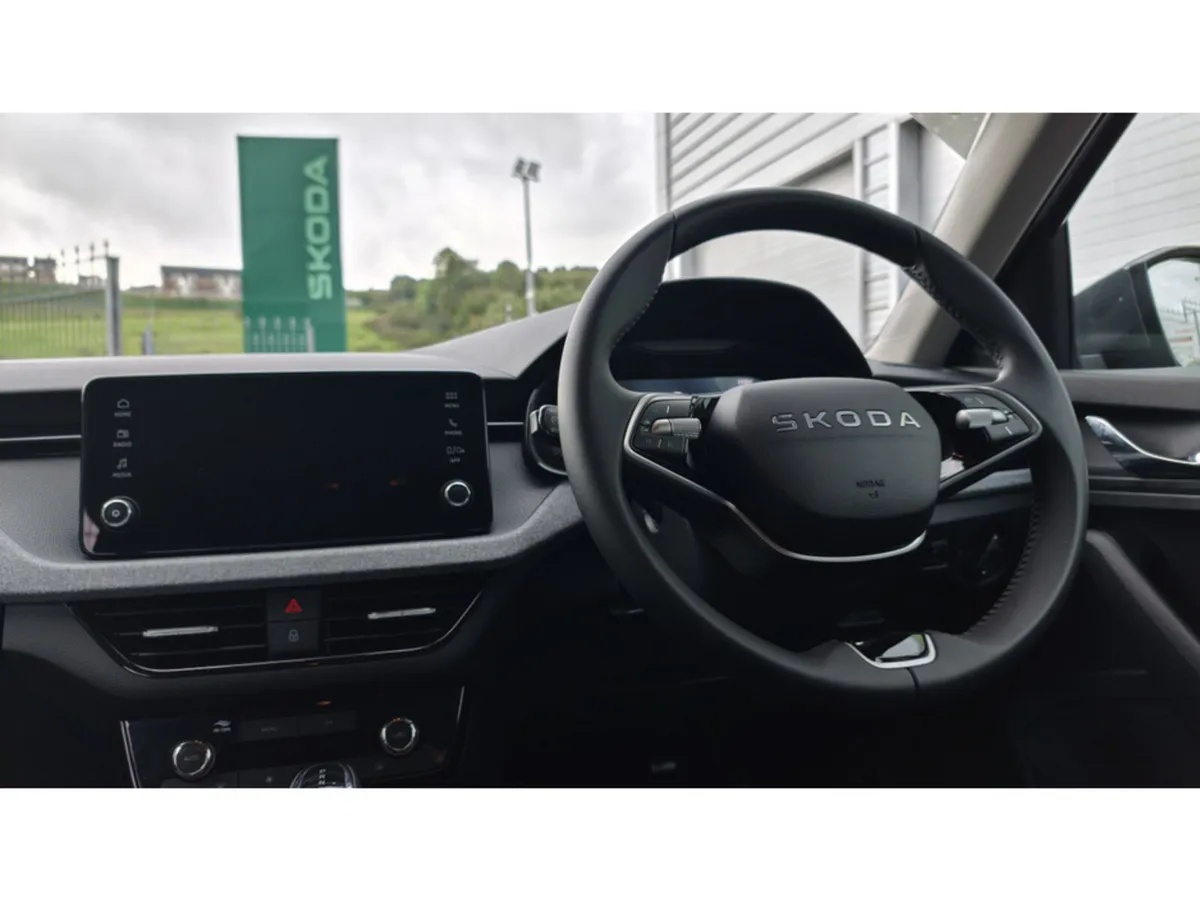 Skoda Kamiq Hatchback, Unknown, 2026, Red