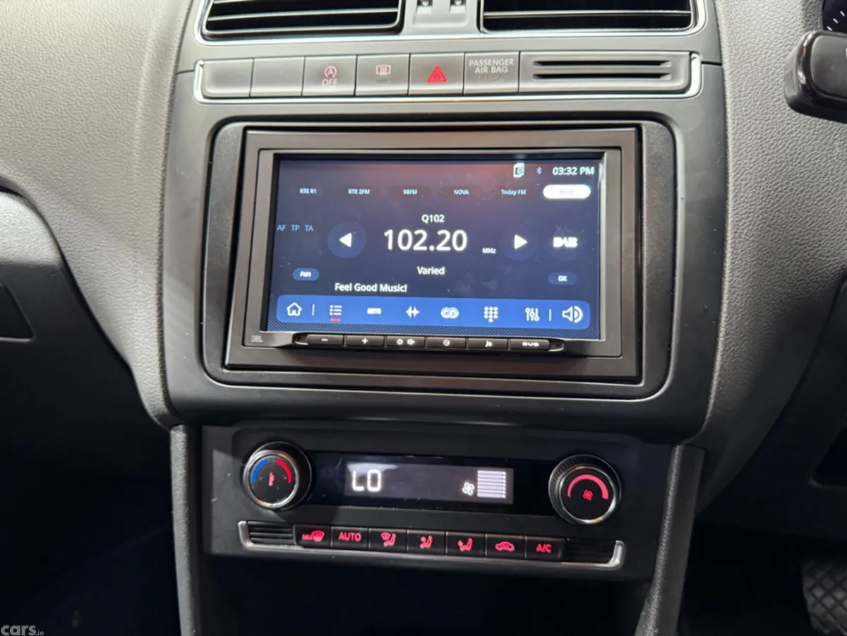 Volkswagen Polo Hatchback, Petrol, 2017, White