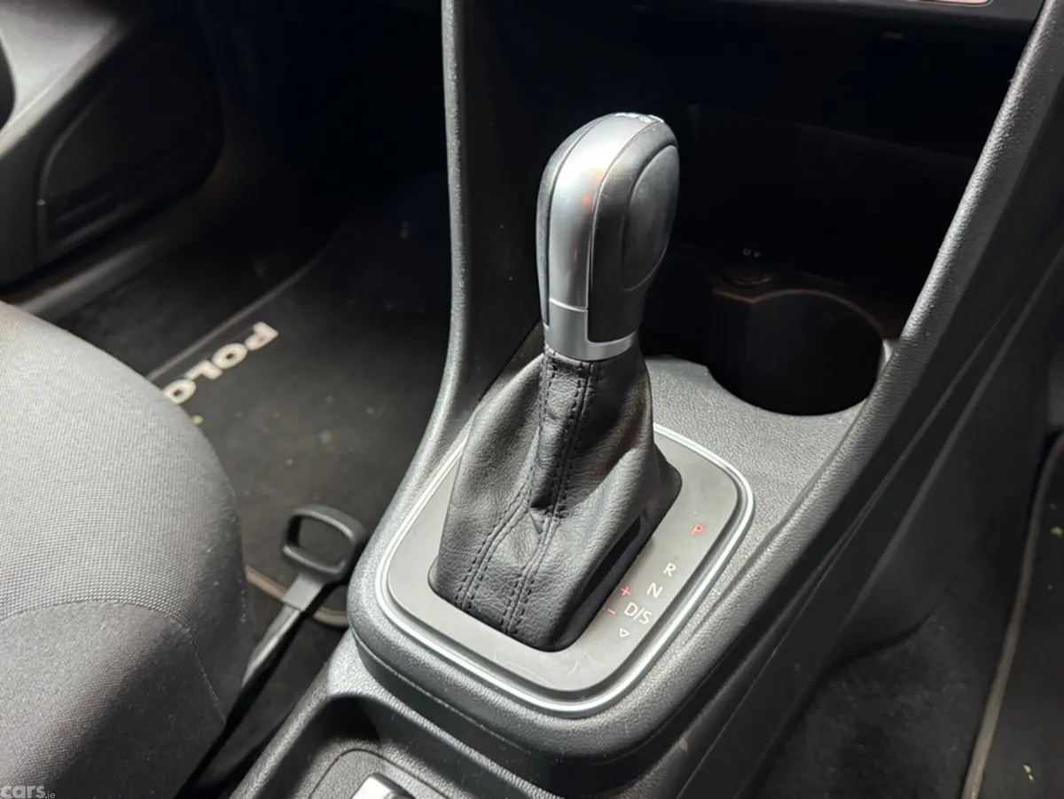Volkswagen Polo Hatchback, Petrol, 2017, White