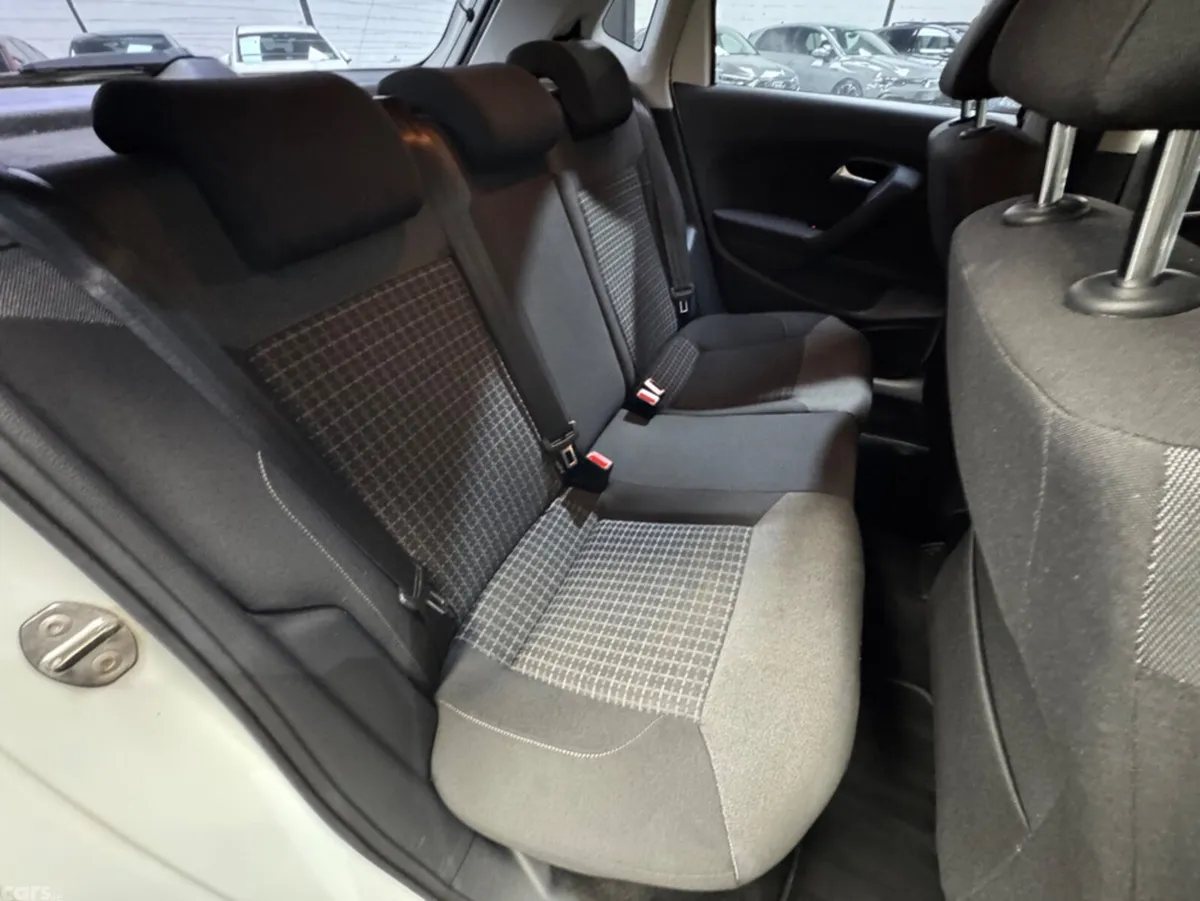 Volkswagen Polo Hatchback, Petrol, 2017, White