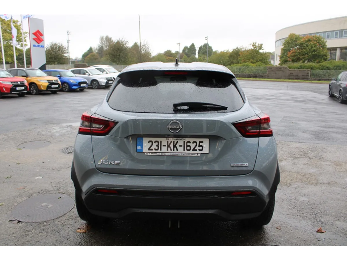 Nissan Juke MPV, Petrol, 2023, Grey