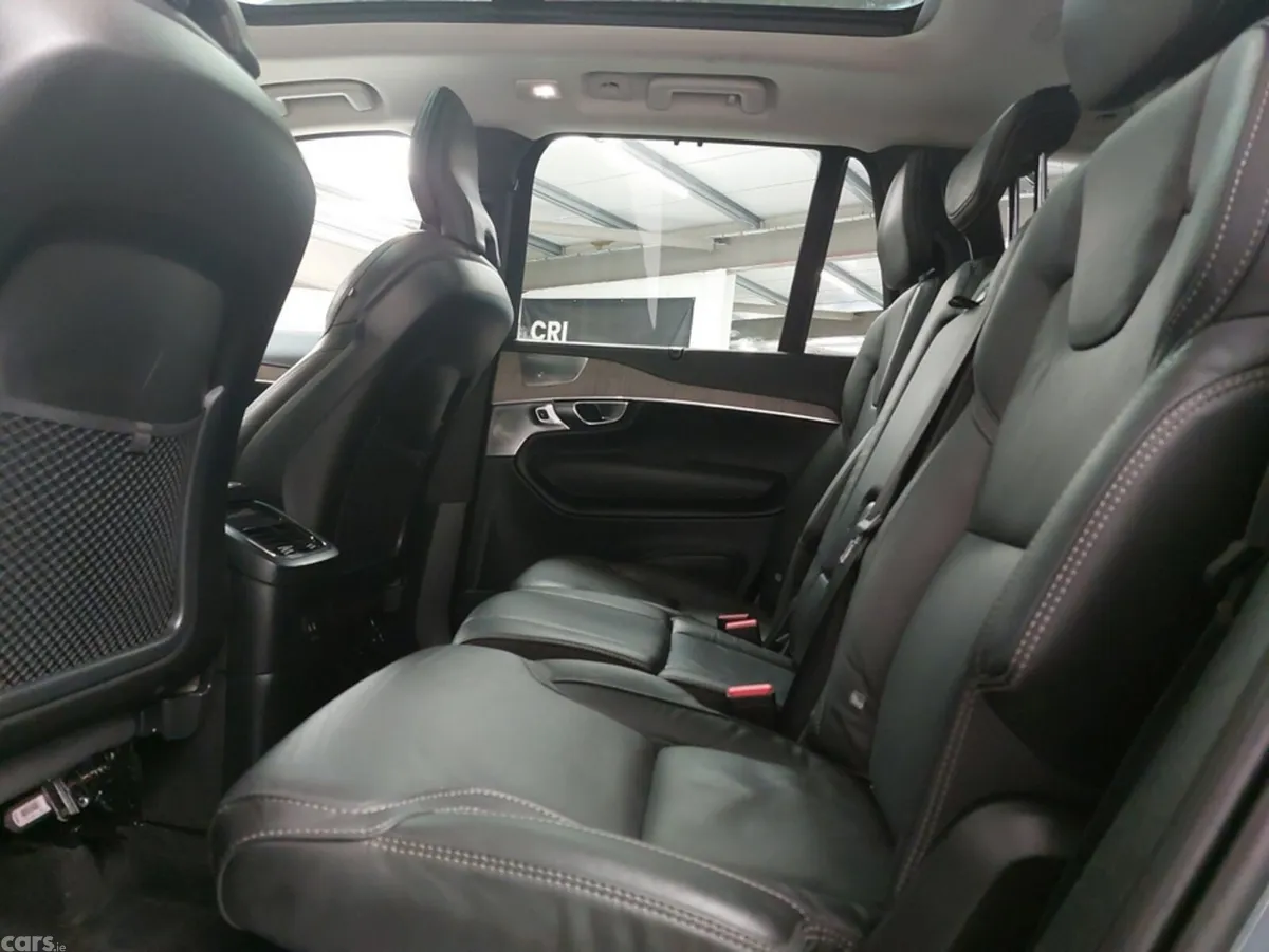 Volvo XC90 SUV, Petrol Plug-in Hybrid, 2023, Grey